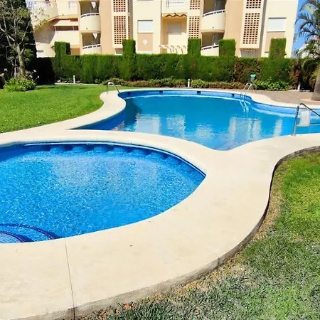 Zephyrus By Costa Apartment *