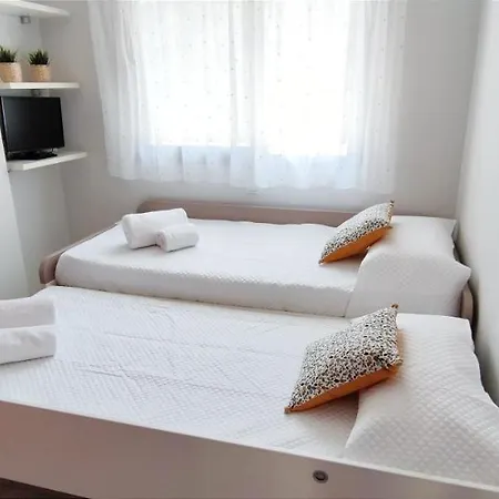 Apartment Zephyrus By Costa