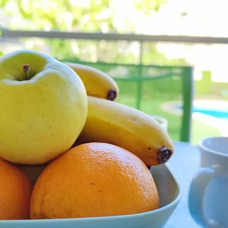 Zephyrus By Costa Apartment