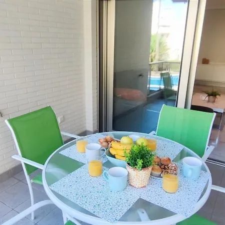 Zephyrus By Costa Apartment